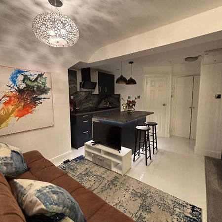 Newly Renovated Modern Studio Apartment In West Kensington London Ngoại thất bức ảnh